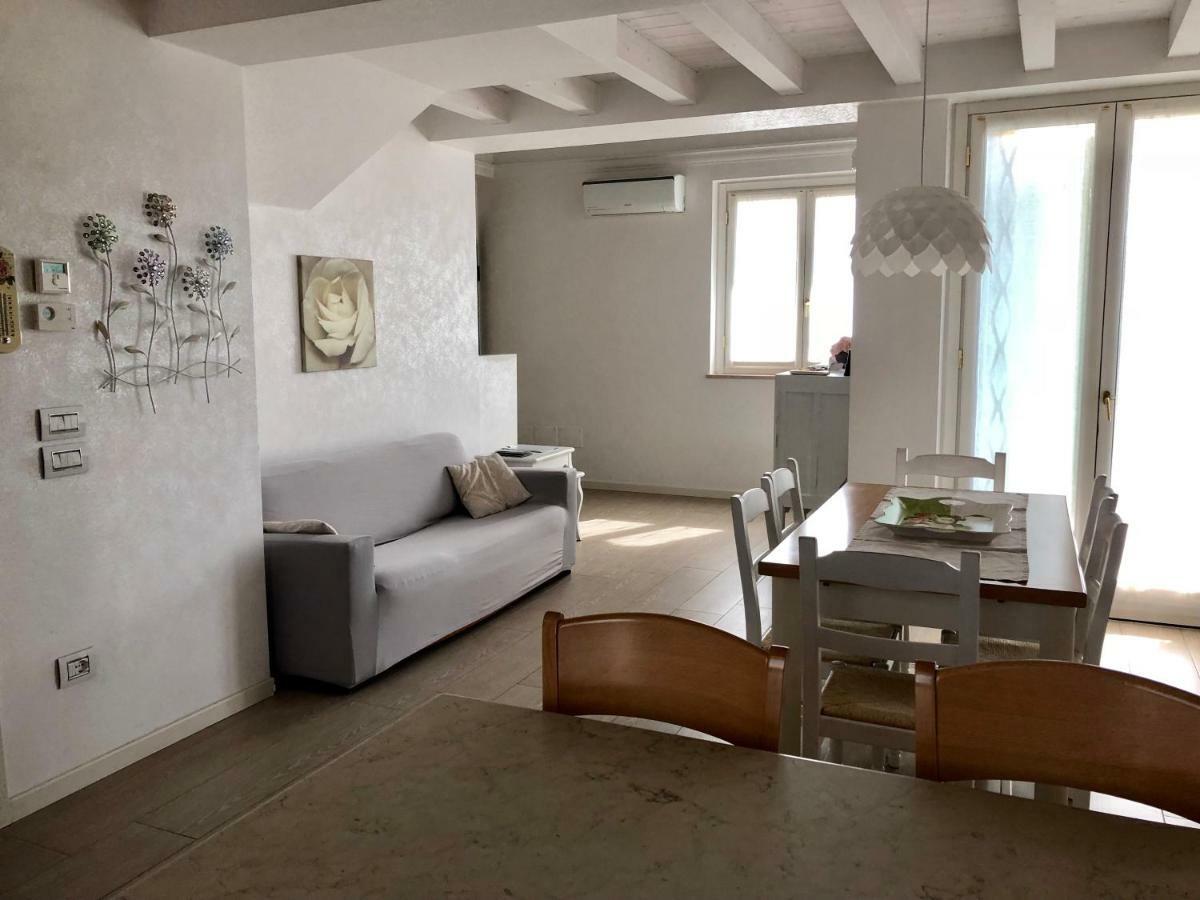 Appartamenti Agli Ulivi Peschiera del Garda Kültér fotó
