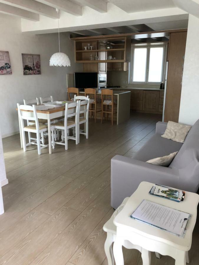Appartamenti Agli Ulivi Peschiera del Garda Kültér fotó