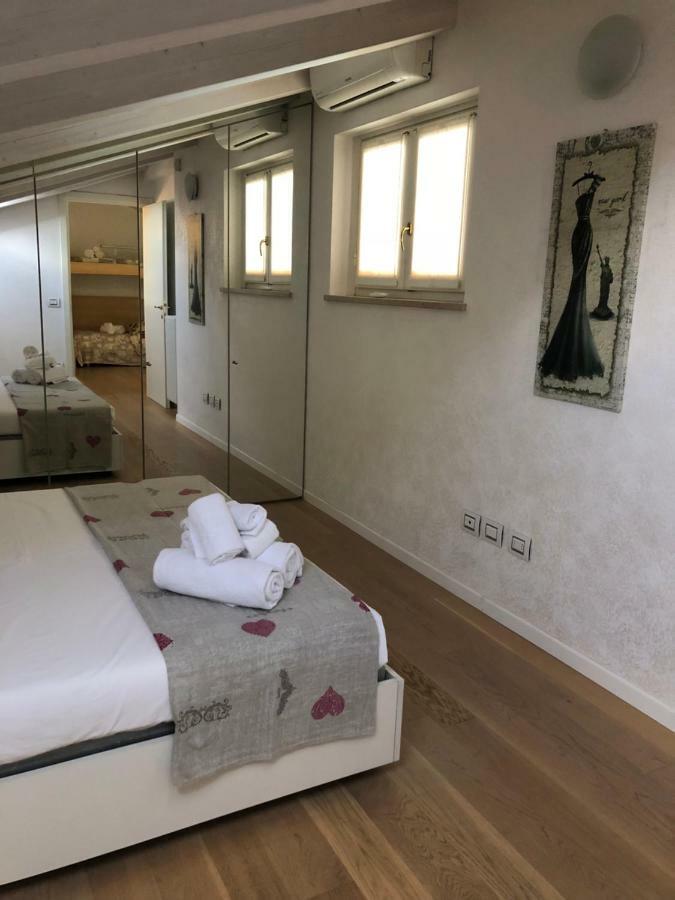 Appartamenti Agli Ulivi Peschiera del Garda Kültér fotó