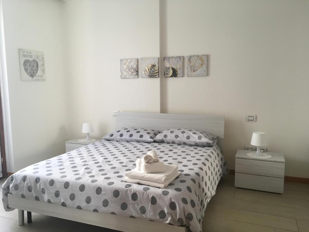 Appartamenti Agli Ulivi Peschiera del Garda Kültér fotó